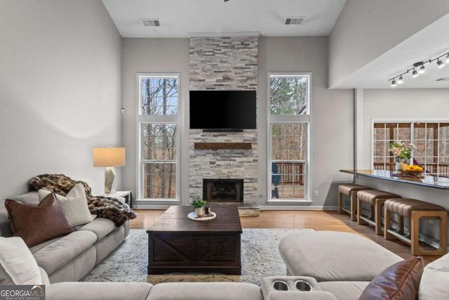 314 Ashland Court, Woodstock, GA 30189