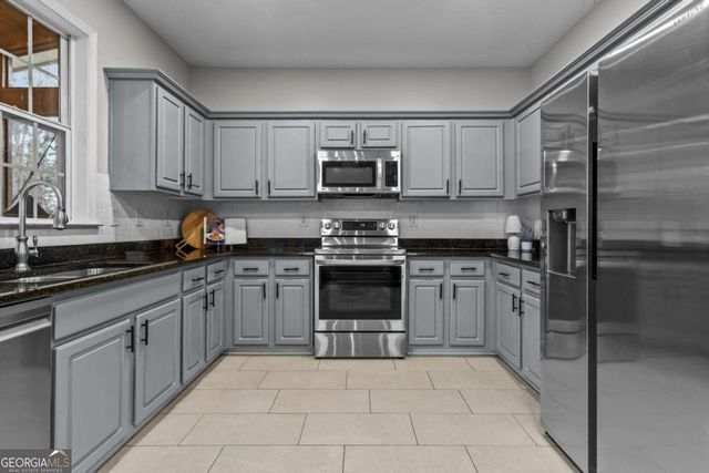 314 Ashland Court, Woodstock, GA 30189