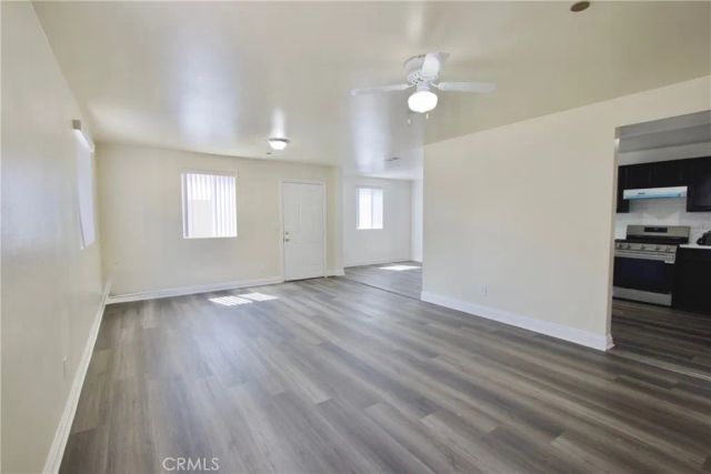 723 E 76th St, Los Angeles, CA 90001