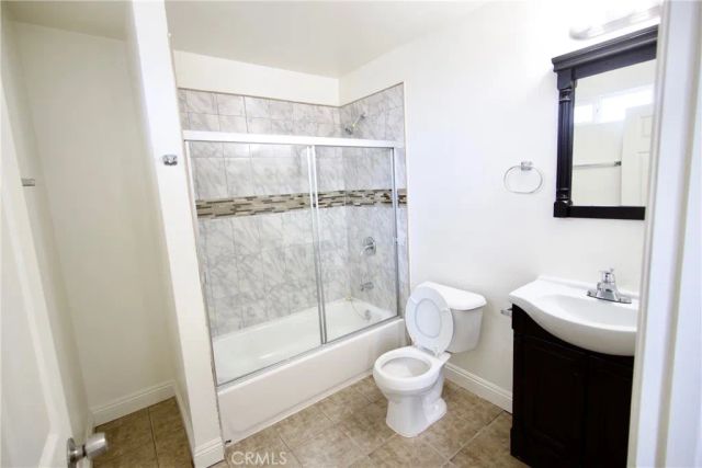 723 E 76th St, Los Angeles, CA 90001