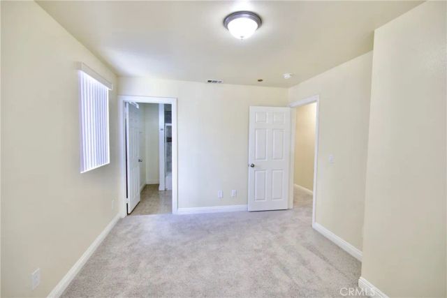 723 E 76th St, Los Angeles, CA 90001