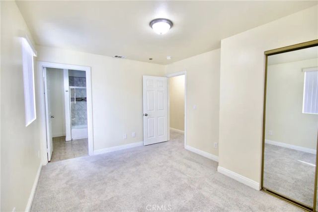 723 E 76th St, Los Angeles, CA 90001