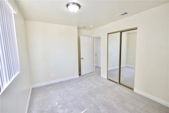 723 E 76th St, Los Angeles, CA 90001