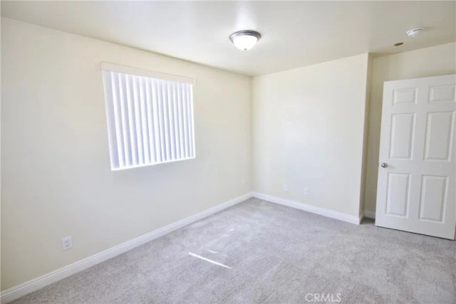 723 E 76th St, Los Angeles, CA 90001
