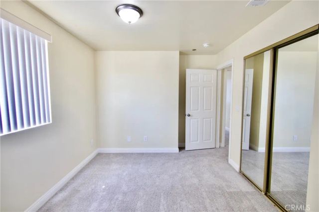 723 E 76th St, Los Angeles, CA 90001