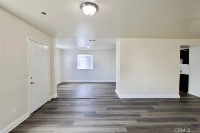723 E 76th St, Los Angeles, CA 90001