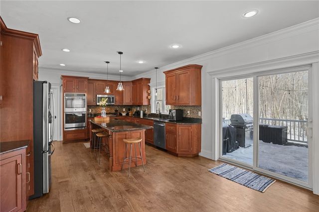 47 Austin Drive, Cumberland, RI 02864