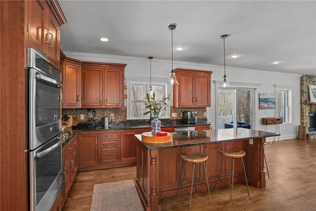 47 Austin Drive, Cumberland, RI 02864