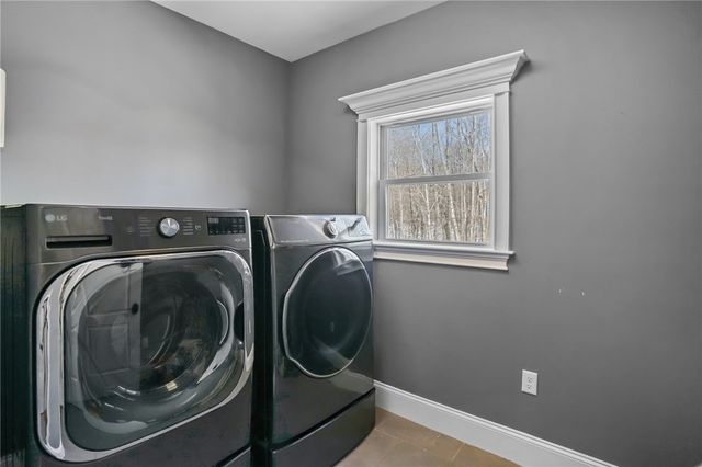 47 Austin Drive, Cumberland, RI 02864