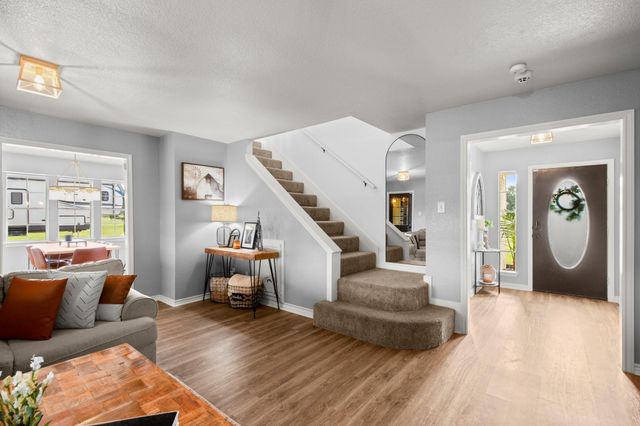 118 Deep Lake DR, Liberty Hill, TX 78642