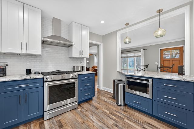 7246 N Olcott Avenue, Chicago, IL 60631