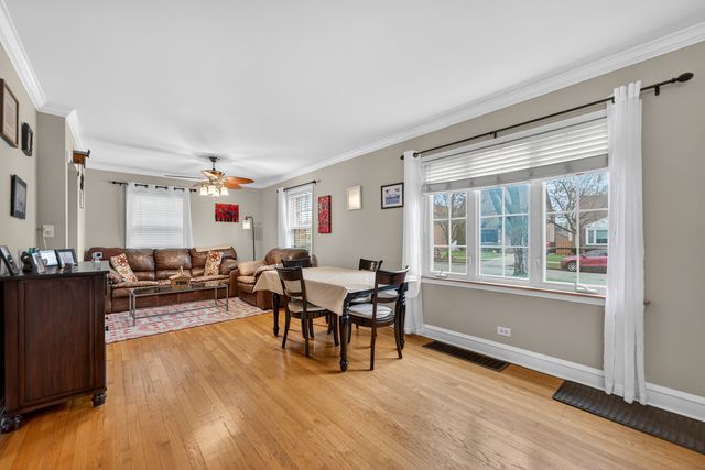 7246 N Olcott Avenue, Chicago, IL 60631