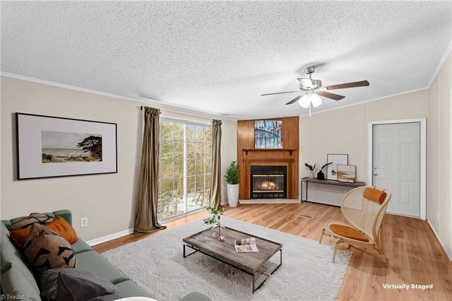 211 Forest Hollow Drive, Statesville, NC 28677