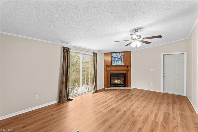 211 Forest Hollow Drive, Statesville, NC 28677