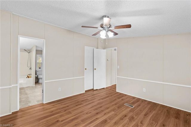 211 Forest Hollow Drive, Statesville, NC 28677