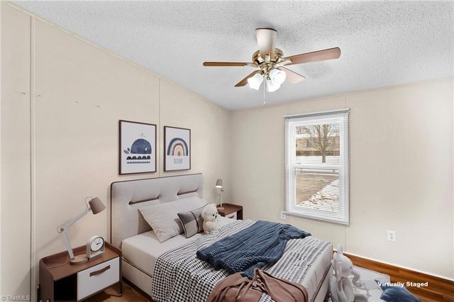 211 Forest Hollow Drive, Statesville, NC 28677