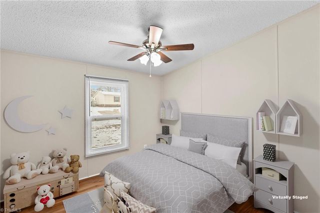 211 Forest Hollow Drive, Statesville, NC 28677