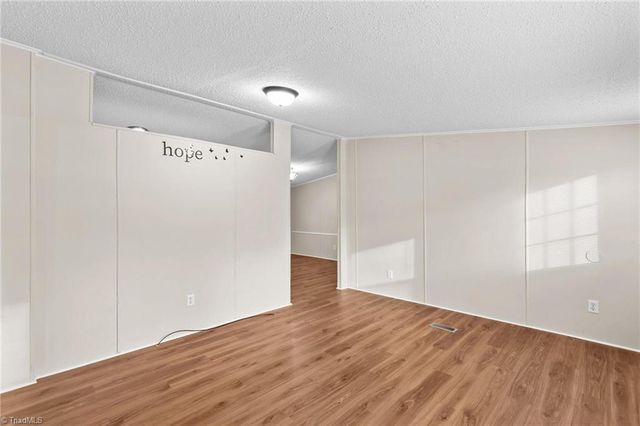 211 Forest Hollow Drive, Statesville, NC 28677