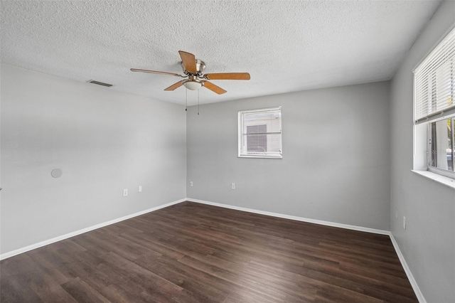 7215 IVANHOE DR, Port Richey, FL 34668
