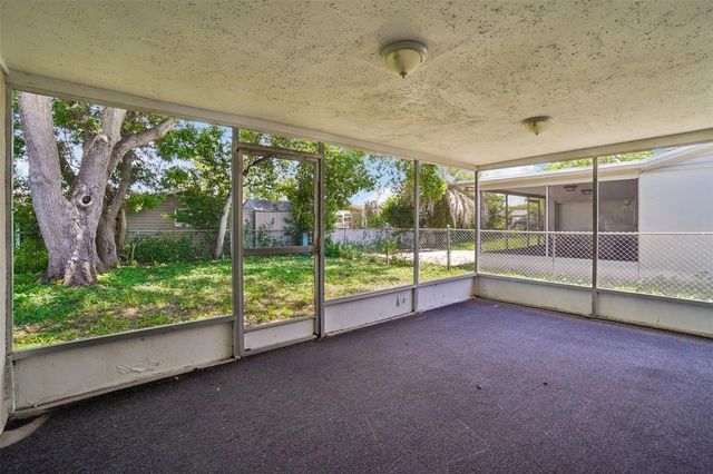 7215 IVANHOE DR, Port Richey, FL 34668