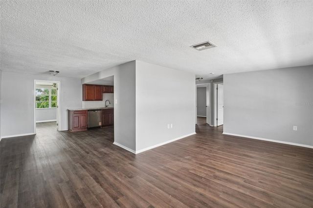7215 IVANHOE DR, Port Richey, FL 34668