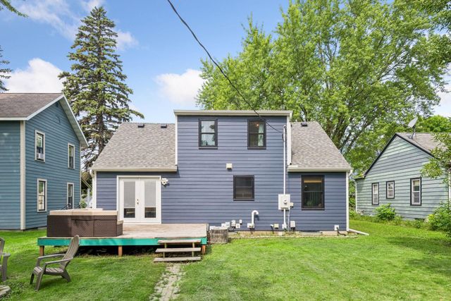 257 S Orange Street, Waconia, MN 55387