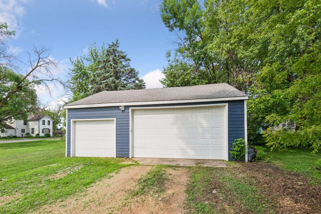 257 S Orange Street, Waconia, MN 55387
