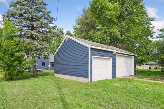 257 S Orange Street, Waconia, MN 55387