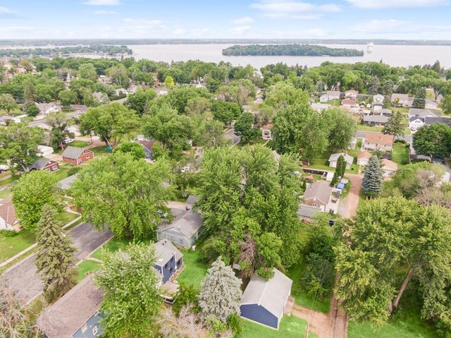 257 S Orange Street, Waconia, MN 55387
