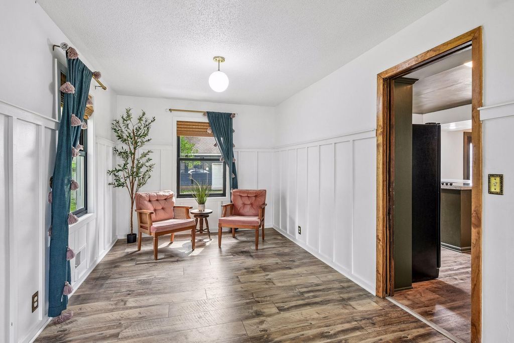 257 S Orange Street, Waconia, MN 55387 — photo 4