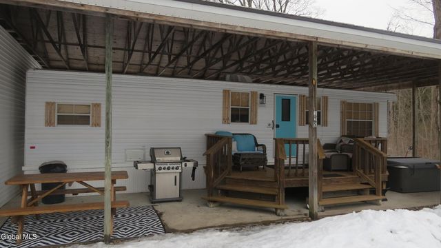 135 Pike Street, Broadalbin, NY 12025