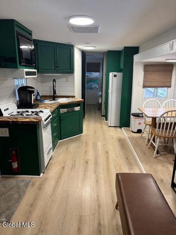 135 Pike Street, Broadalbin, NY 12025