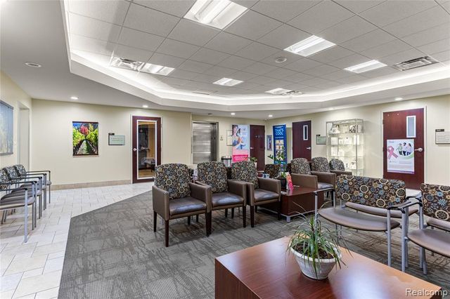 25150 Ford Road, Dearborn Heights, MI 48127
