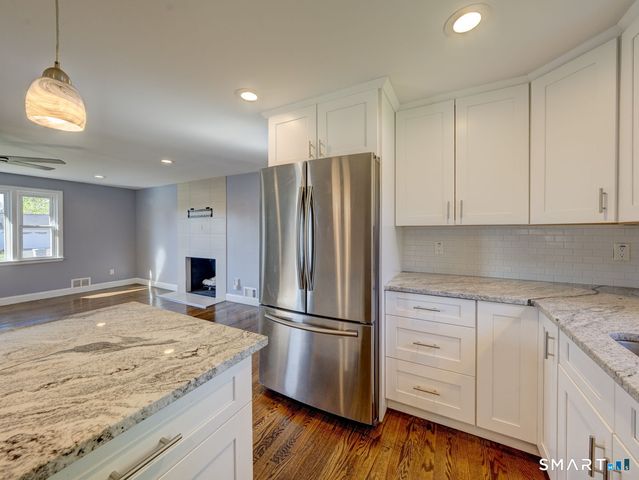 7 Hillscrest Road, Plainville, CT 06062