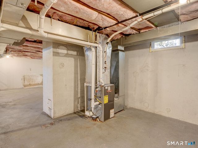 7 Hillscrest Road, Plainville, CT 06062