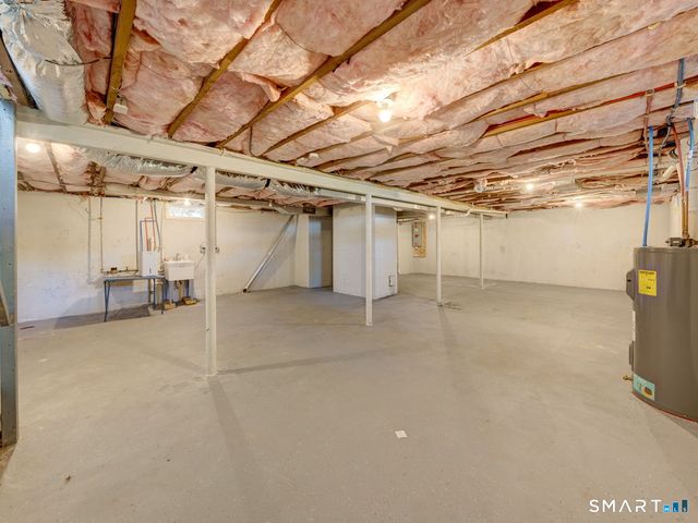 7 Hillscrest Road, Plainville, CT 06062