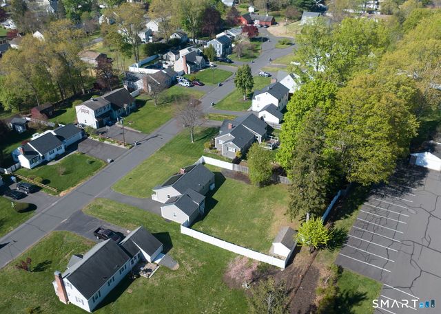 7 Hillscrest Road, Plainville, CT 06062