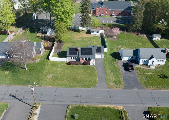 7 Hillscrest Road, Plainville, CT 06062