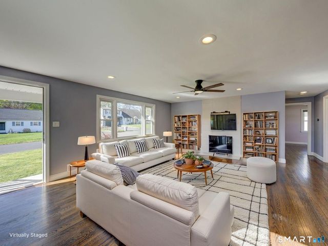 7 Hillscrest Road, Plainville, CT 06062