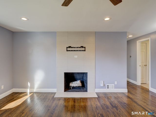 7 Hillscrest Road, Plainville, CT 06062