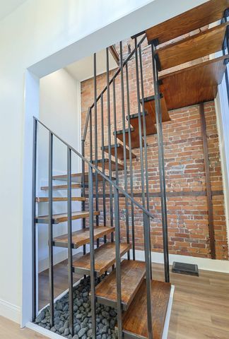 228 E 10th Street, Newport, KY 41071