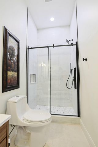 228 E 10th Street, Newport, KY 41071