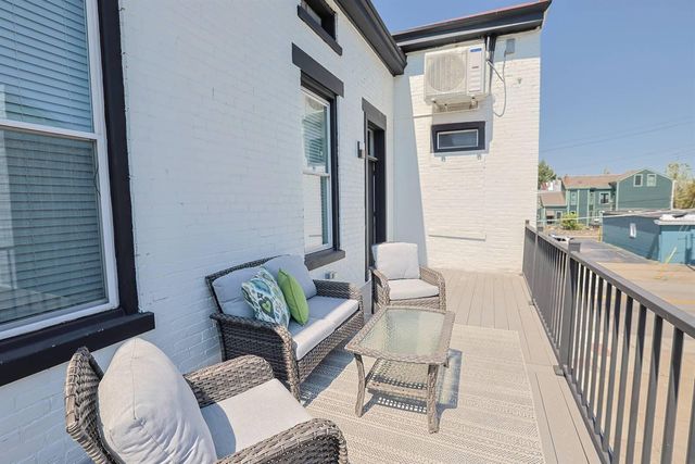 228 E 10th Street, Newport, KY 41071