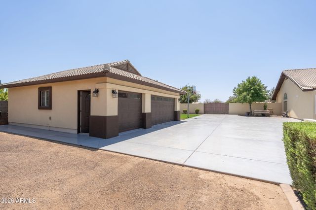 12366 W Desert Oasis Circle, El Mirage, AZ 85335
