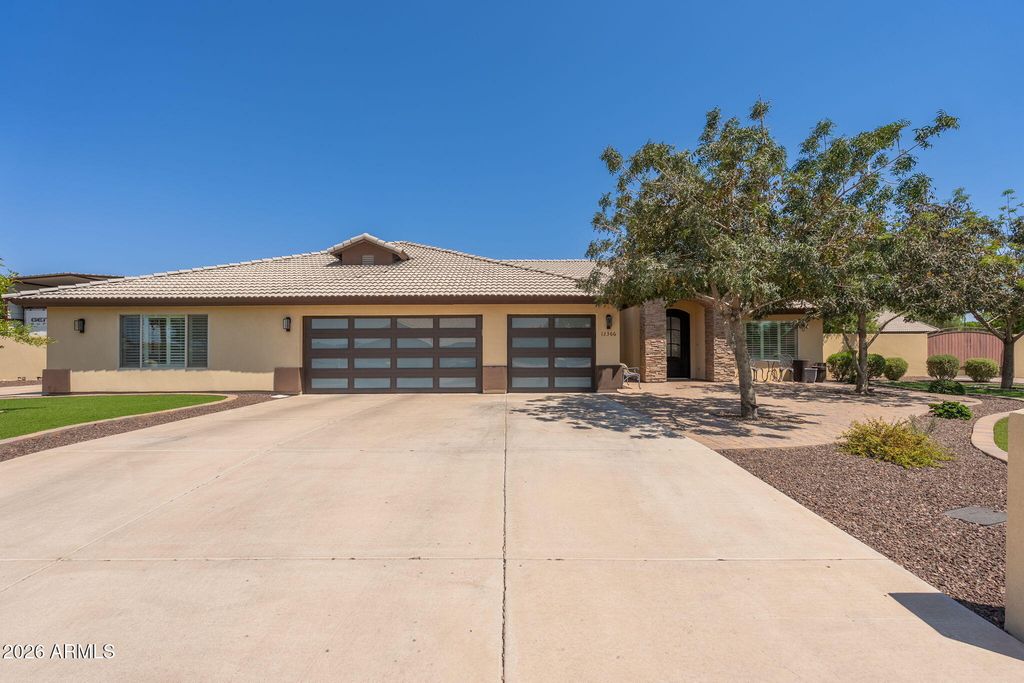 12366 W Desert Oasis Circle, El Mirage, AZ 85335 — exterior