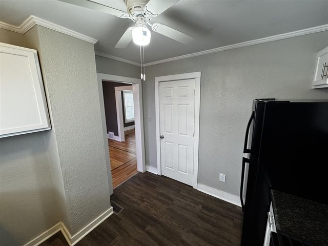 406 Garfield Street, Jackson, MI 49203