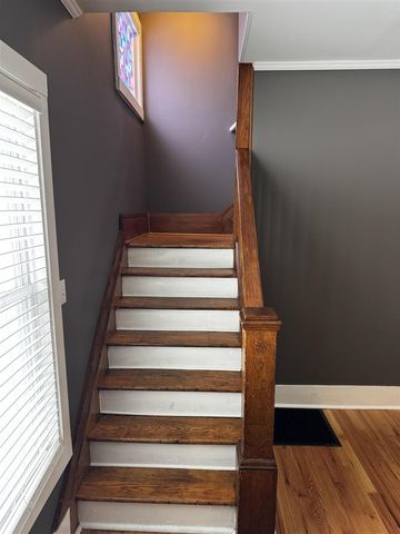 406 Garfield Street, Jackson, MI 49203