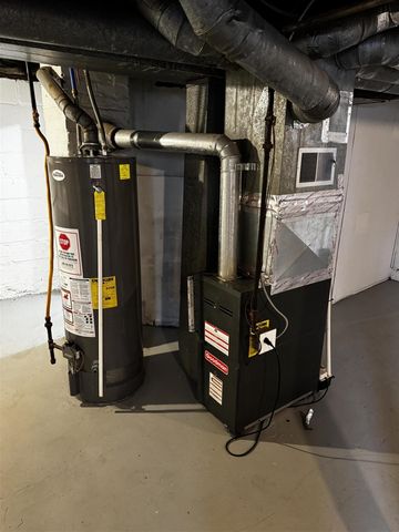 406 Garfield Street, Jackson, MI 49203