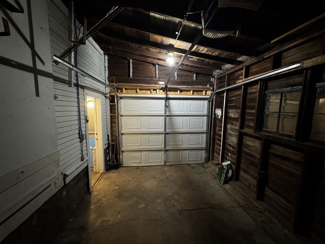 406 Garfield Street, Jackson, MI 49203