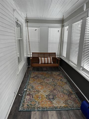 406 Garfield Street, Jackson, MI 49203